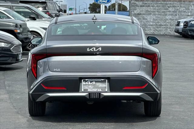 2026 Kia K4 LXS