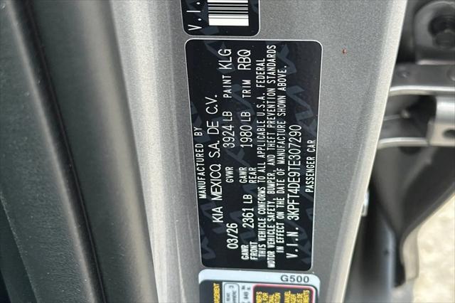 2026 Kia K4 LXS