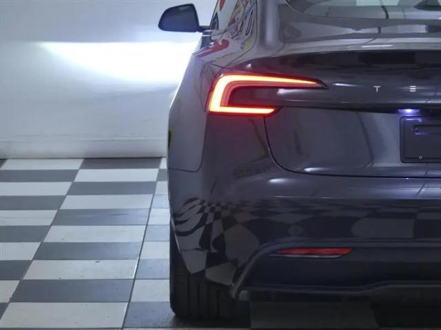 2024 Tesla Model 3 Rear-Wheel Drive