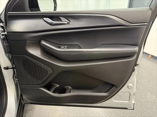 2025 Jeep Grand Cherokee Altitude 4x4