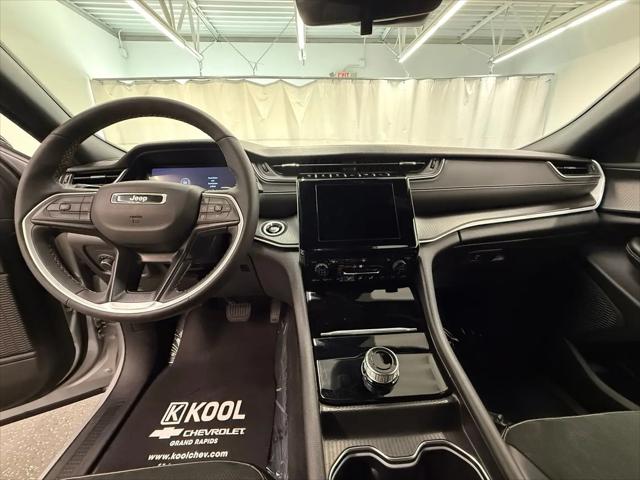 2025 Jeep Grand Cherokee Altitude 4x4
