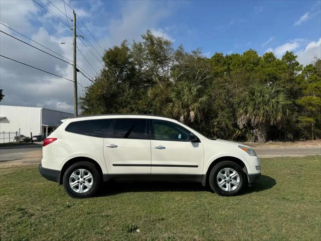2011 Chevrolet Traverse LS