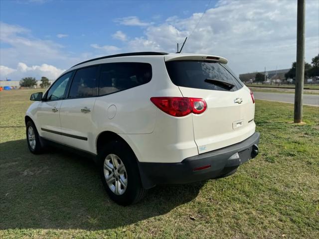 2011 Chevrolet Traverse LS