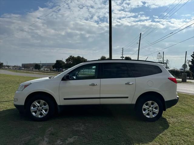 2011 Chevrolet Traverse LS