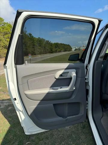 2011 Chevrolet Traverse LS