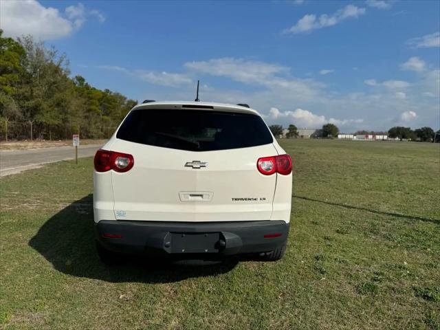 2011 Chevrolet Traverse LS