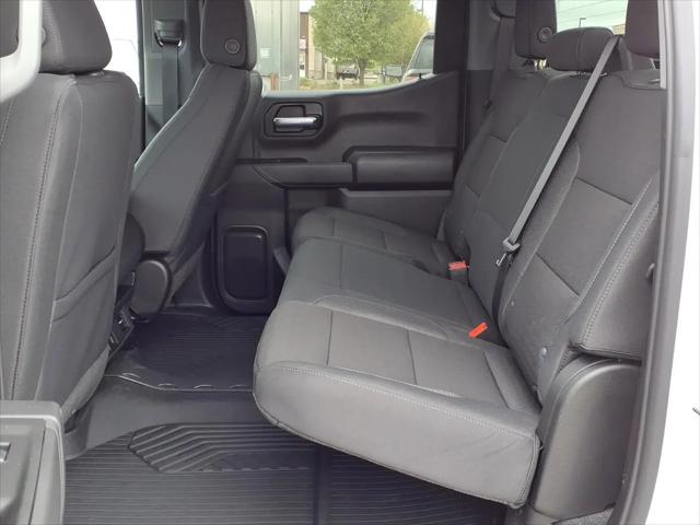 2026 Chevrolet Silverado 1500 4WD Crew Cab Short Bed Custom Trail Boss