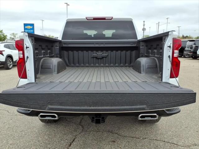 2026 Chevrolet Silverado 1500 4WD Crew Cab Short Bed Custom Trail Boss