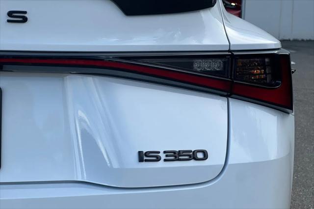 2026 Lexus IS 350 F SPORT Design