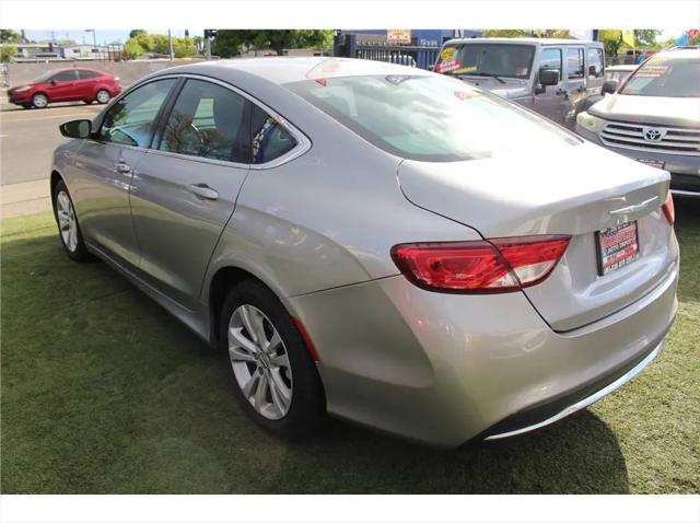 2016 Chrysler 200 Limited