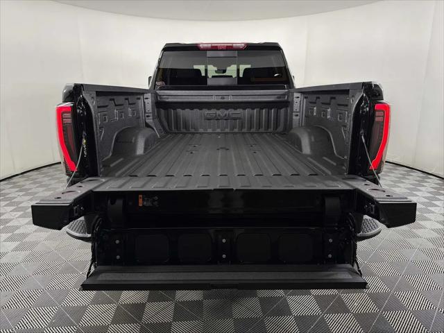 2026 GMC Sierra 2500HD Crew Cab, Standard Bed, AT4, 4WD