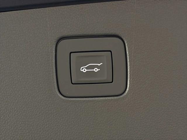 2026 Buick NV Preferred FWD
