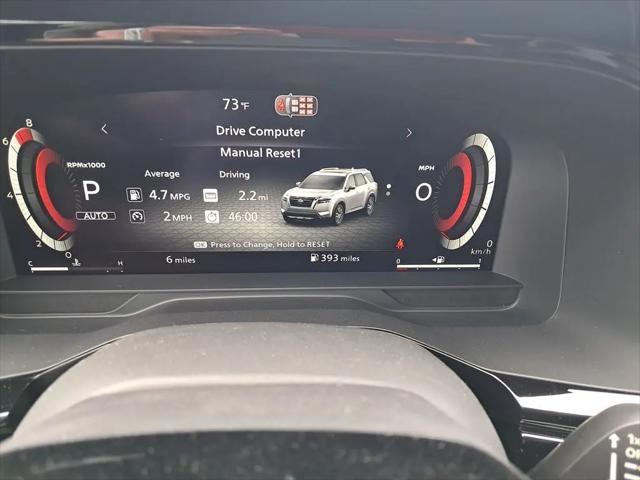 2026 Nissan Pathfinder SL