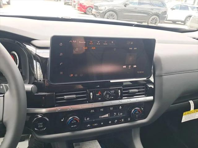 2026 Nissan Pathfinder SL