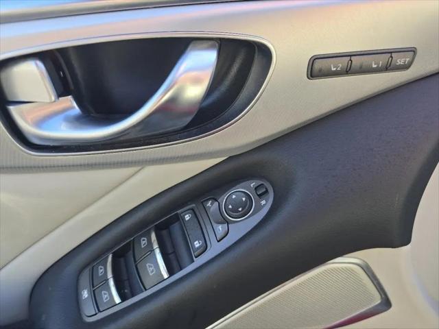 2023 INFINITI Q50 LUXE AWD