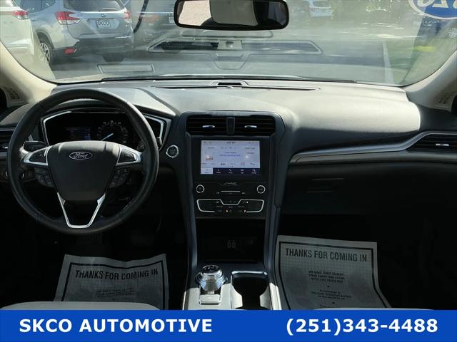 2020 Ford Fusion SE