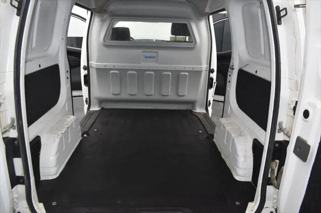 2019 Nissan NV200 SV