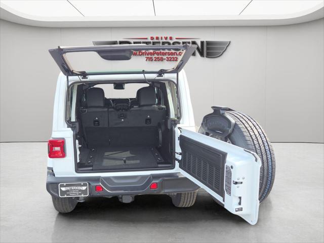 2026 Jeep Wrangler 4-Door Sahara 4x4