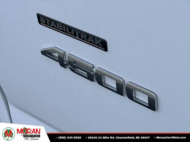 2023 GMC Savana Cutaway 4500 Van