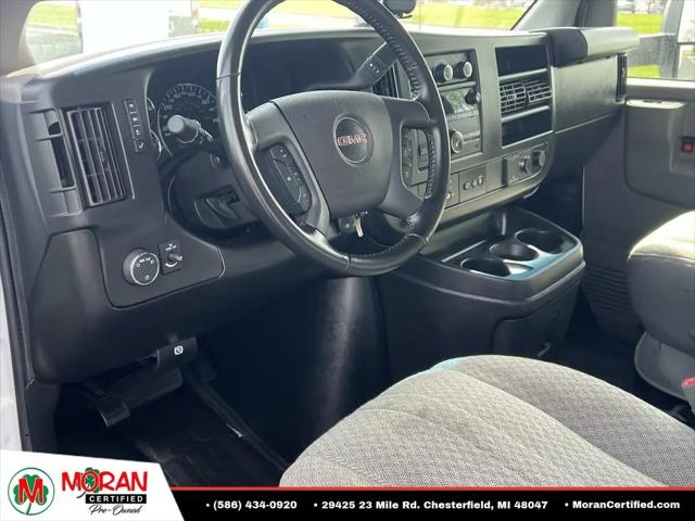 2023 GMC Savana Cutaway 4500 Van