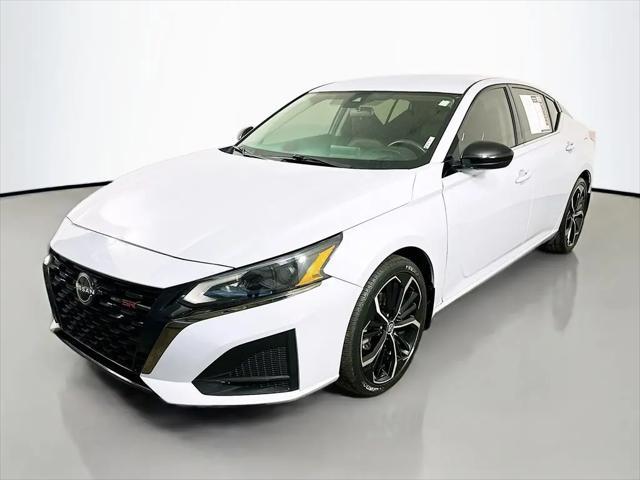 2023 Nissan Altima SR FWD