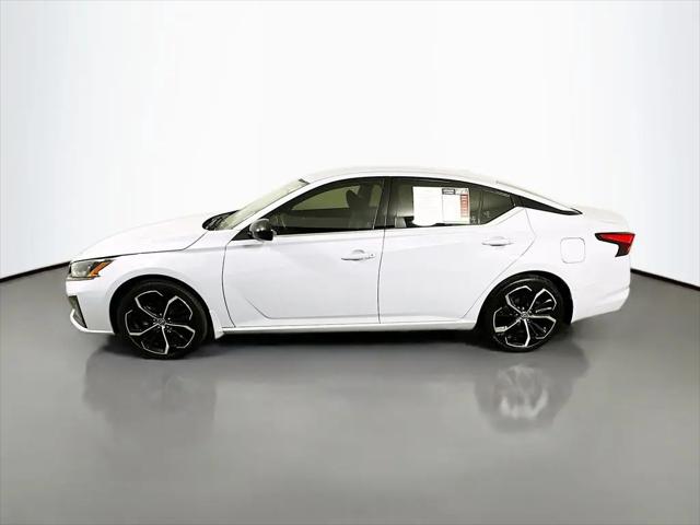 2023 Nissan Altima SR FWD