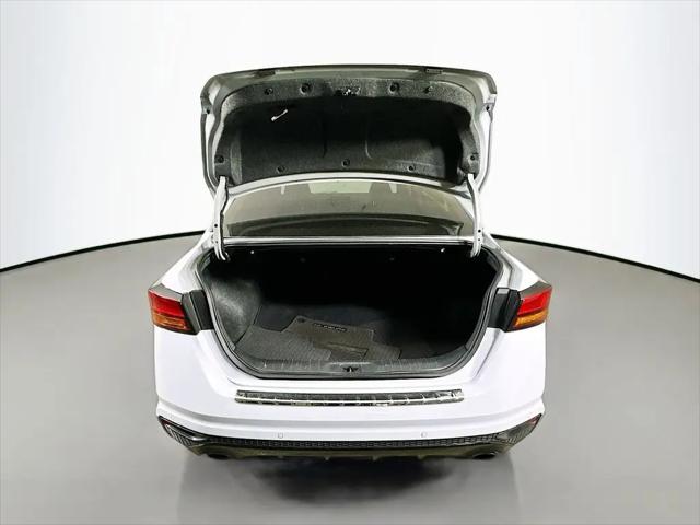 2023 Nissan Altima SR FWD