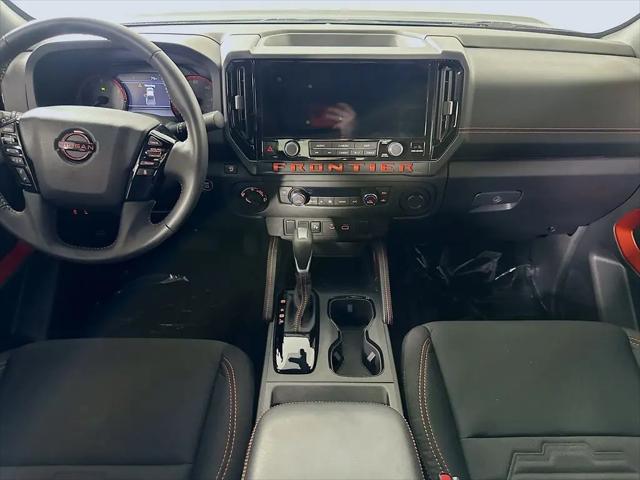 2025 Nissan Frontier Crew Cab PRO-4X 4x4