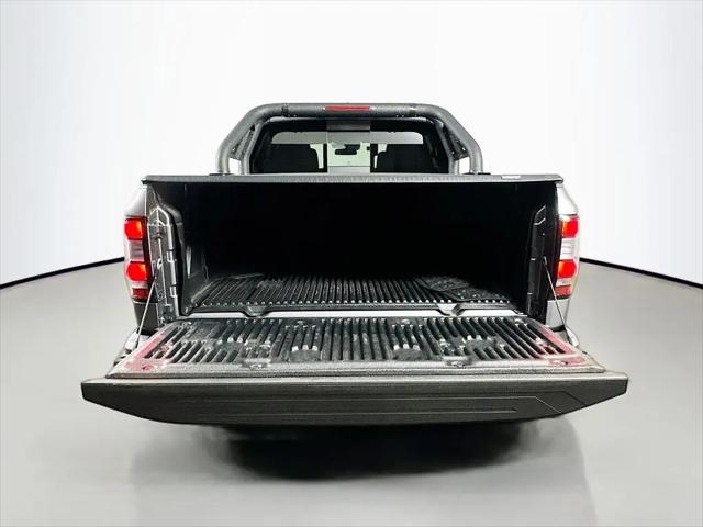 2025 Nissan Frontier Crew Cab PRO-4X 4x4