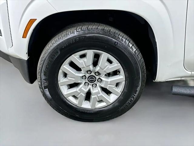 2023 Nissan Frontier Crew Cab SV 4x2