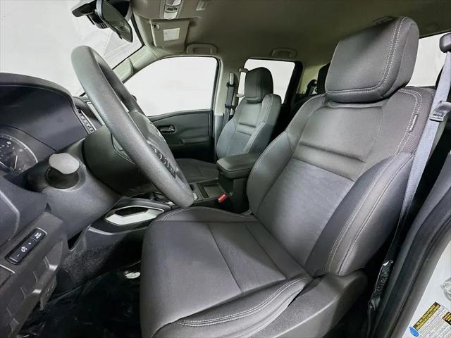 2023 Nissan Frontier Crew Cab SV 4x2