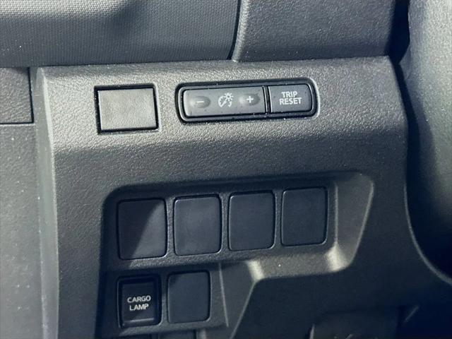 2023 Nissan Frontier Crew Cab SV 4x2