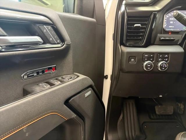 2026 GMC Sierra 1500 Crew Cab, Standard Bed, AT4, 4WD