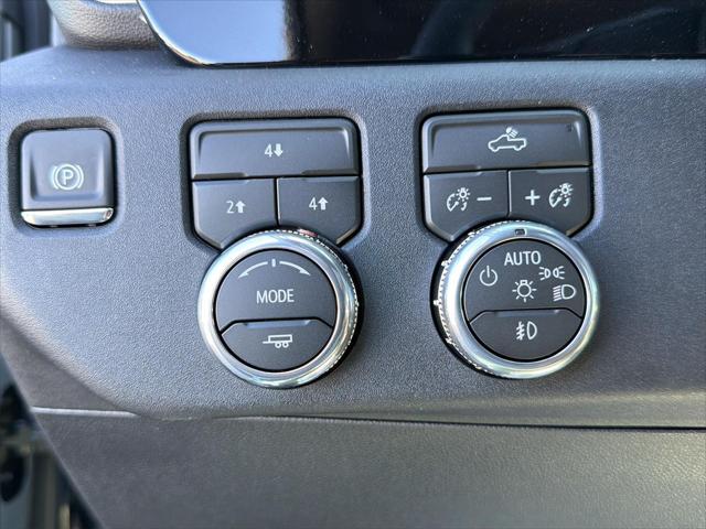 2026 GMC Sierra 2500HD Crew Cab, Standard Bed, SLE, 4WD