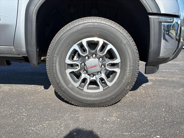 2026 GMC Sierra 2500HD Crew Cab, Standard Bed, SLE, 4WD