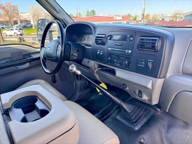 2005 Ford F-550 XL