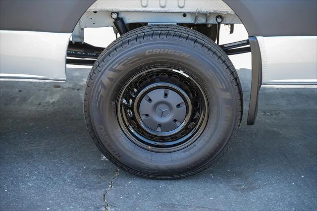2025 Mercedes-Benz Sprinter 2500 High Roof 4-Cyl Diesel HO