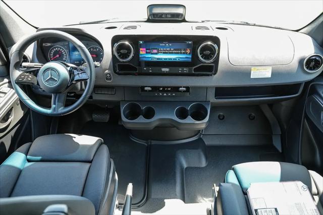 2025 Mercedes-Benz Sprinter 2500 High Roof 4-Cyl Diesel HO