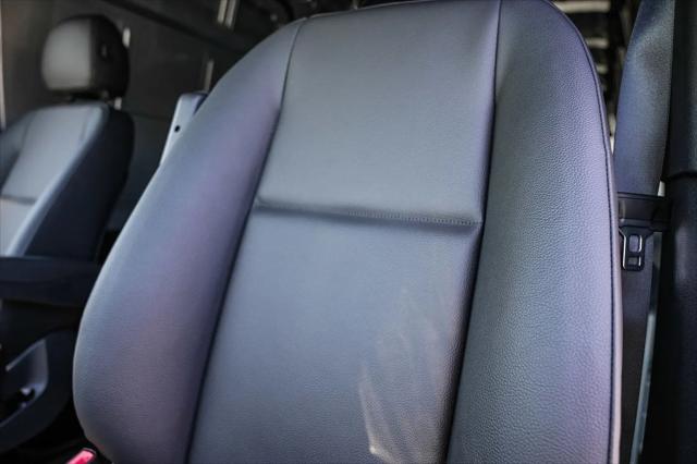 2025 Mercedes-Benz Sprinter 2500 High Roof 4-Cyl Diesel HO