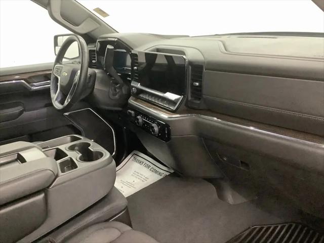 2024 Chevrolet Silverado 1500 4WD Crew Cab Short Bed LT