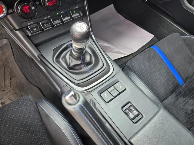 2025 Subaru BRZ tS