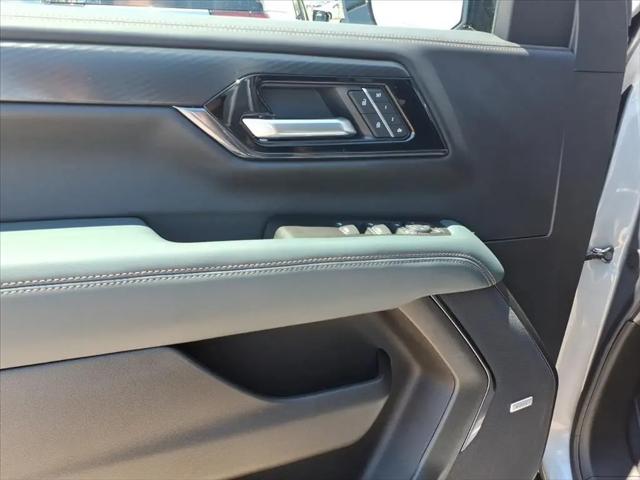 2026 GMC Yukon XL 4WD AT4