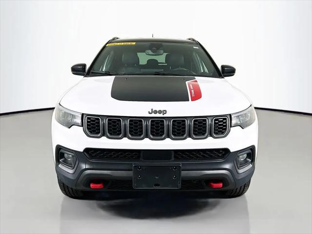 2025 Jeep Compass Trailhawk 4x4