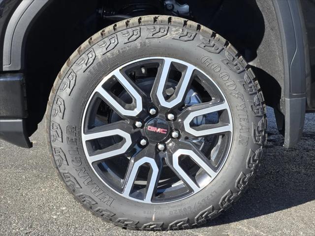 2026 GMC Sierra 1500 Crew Cab, Short Bed, AT4, 4WD