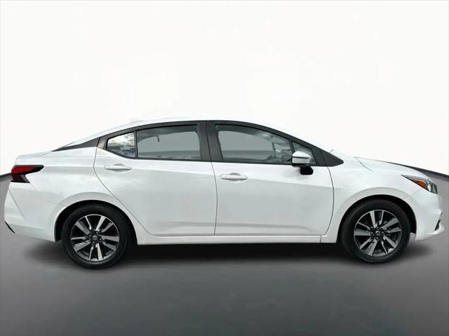 2021 Nissan Versa SV Xtronic CVT