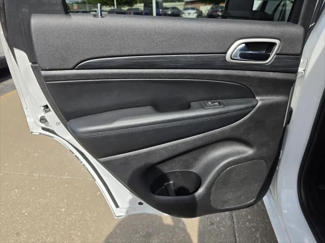 2020 Jeep Grand Cherokee Altitude 4x2