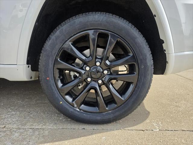 2020 Jeep Grand Cherokee Altitude 4x2
