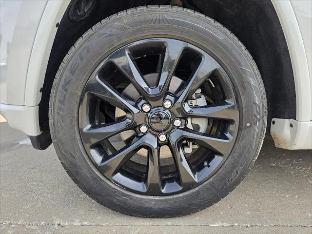 2020 Jeep Grand Cherokee Altitude 4x2
