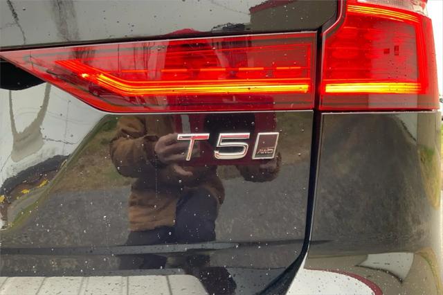 2020 Volvo V60 Cross Country T5
