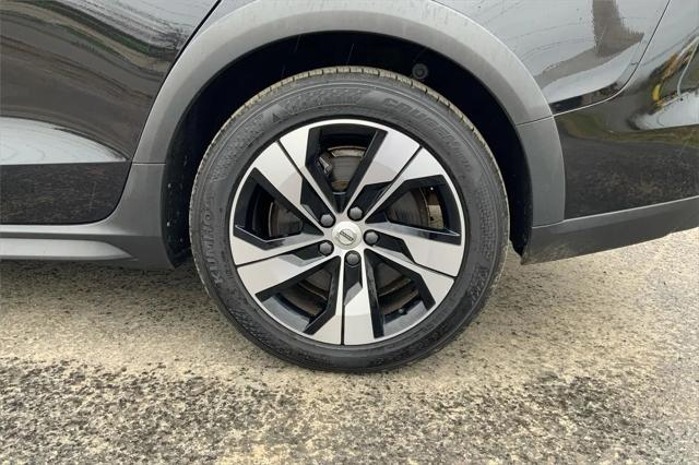 2020 Volvo V60 Cross Country T5